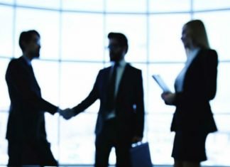 Why B2B Professionals Are Tuning Into The B2B Mob with Jake and Howard how entrepreneurs can boost their professionalism
