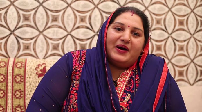 Ritu Kaushik, a Haryana based 31-year-old housewife became a top Flipkart seller Ritu Kaushik