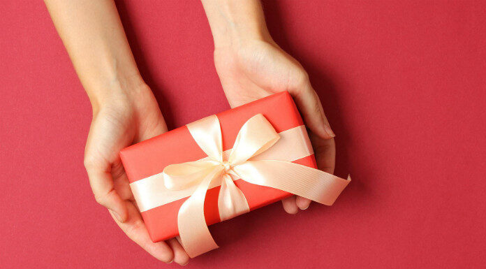 Socially distant solutions: 5 Ways to show clients you care in the post-pandemic world Ways to show clients you care in the post-pandemic world