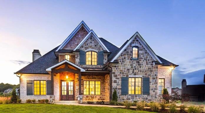 How to Choose a Custom Home Builder Choose a Custom Home Builder