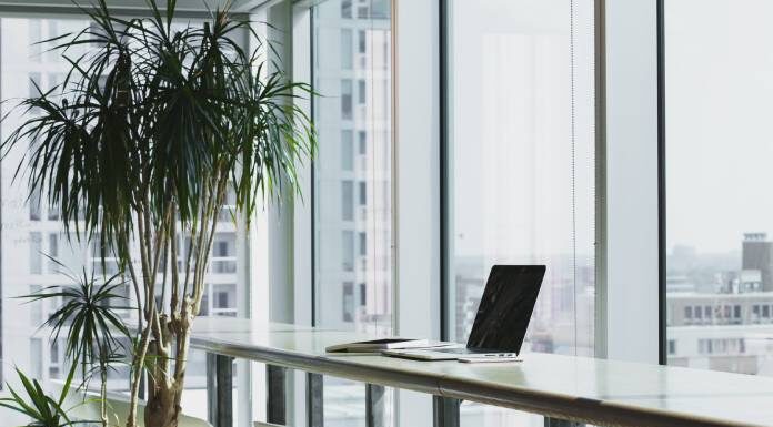 3 Industries benefiting from enterprise resource planning software ERPS