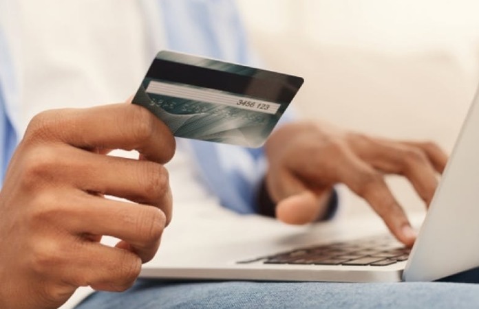 Ways Credit Cards Can Save Your Business Money