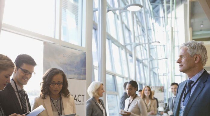 4 Ways to Drive Traffic to Your Booth at Expos Drive Traffic to Your Booth at Expos