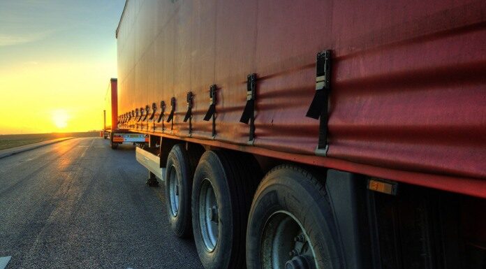 How To Do Worldwide Shipping: Tips For Startups Worldwide Shipping