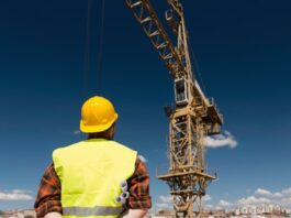 Crane Rental for Business Owners