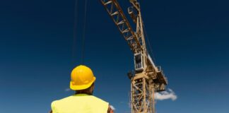 Crane Rental for Business Owners